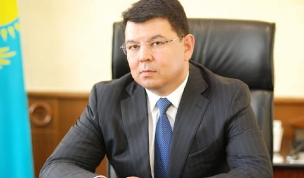 АЛМАТЫ ОБЛЫСЫНЫҢ ӘКІМІ ЖАҢА ЖЫЛ МЕРЕКЕСІНЕ ОРАЙ ЫСТЫҚ ЛЕБІЗІН БІЛДІРДІ