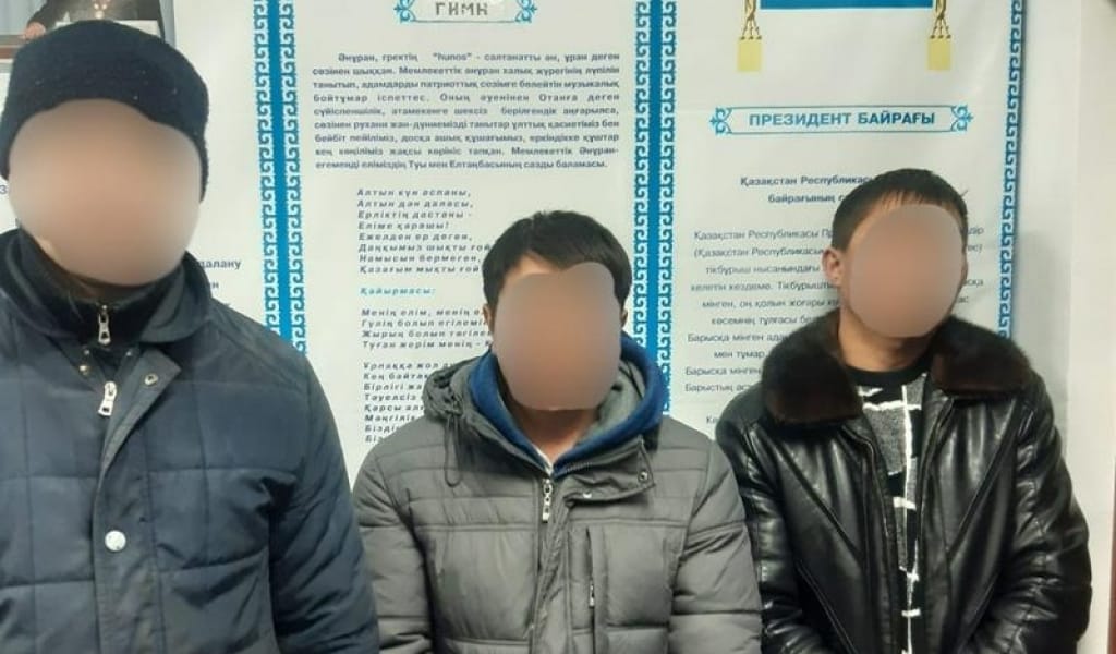 КЕРБҰЛАҚ АУДАНЫНДА ҚАРУ-ЖАРАҚ ҰРЛАП, ӨЗАРА БӨЛІСКЕНДЕР ҚАМАУҒА АЛЫНДЫ