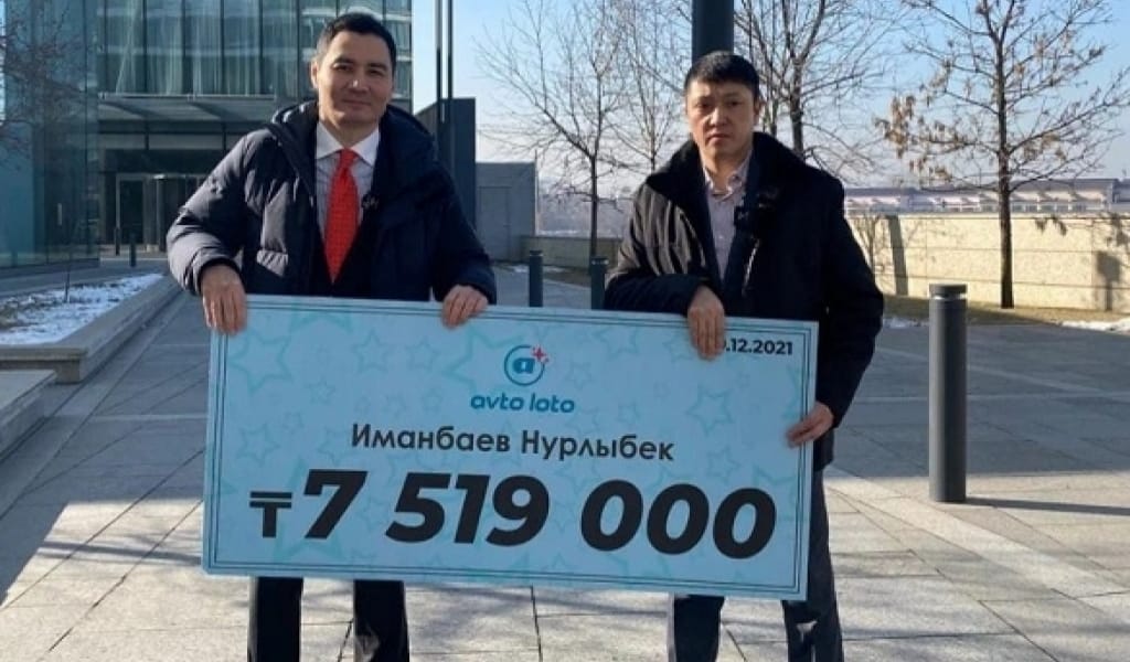 ШЕКАРАШЫ ЖІГІТ 7,5 МИЛЛИОН ТЕҢГЕСІН ҚАЙЫРЫМДЫЛЫҚҚА ЖҰМСАДЫ