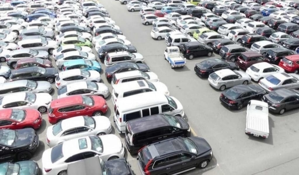 УТИЛАЛЫМ: ҚАЗАҚСТАНДА АВТОКӨЛІК АРЗАНДАЙ МА? САРАПШЫЛАР ПІКІРІ