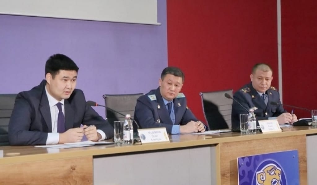ТЕРГЕУ ИЗОЛЯТОРЫНАН 33 АДАМ БОСАТЫЛДЫ, ОНЫҢ СЕГІЗІ - ЖАСӨСПІРІМ