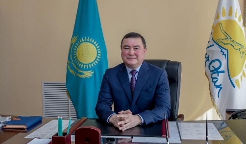 КАДРЛЫҚ АУЫС-ТҮЙІС: ЕҢБЕКШІҚАЗАҚ АУДАНЫНА ЖАҢА ӘКІМ ТАҒАЙЫНДАЛДЫ