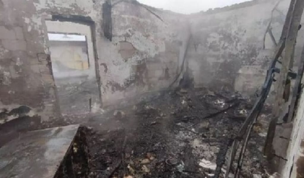 ТАЛҒАРДА ӘЙЕЛІМЕН ЖАНЖАЛДАСҚАН ЕР АДАМ ӨЗ ҮЙІН ӨРТЕП ЖІБЕРДІ