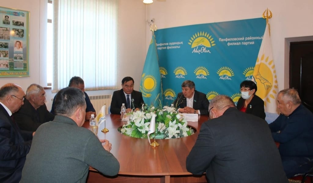 ДЕПУТАТ ЖАНАРБЕК ӘШІМЖАН ҚЫТАЙМЕН ШЕКАРАЛАС ЖАРКЕНТ ӨҢІРІНЕ БАРДЫ