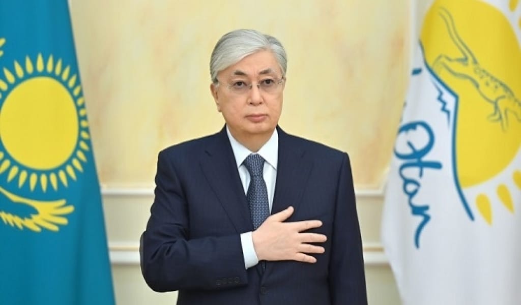 ПРЕЗИДЕНТ ПАРТИЯНЫҢ КЕМШІЛІКТЕРІН АШЫҚ АЙТЫП, АЛДАҒЫ МЕЖЕНІ БЕЛГІЛЕДІ