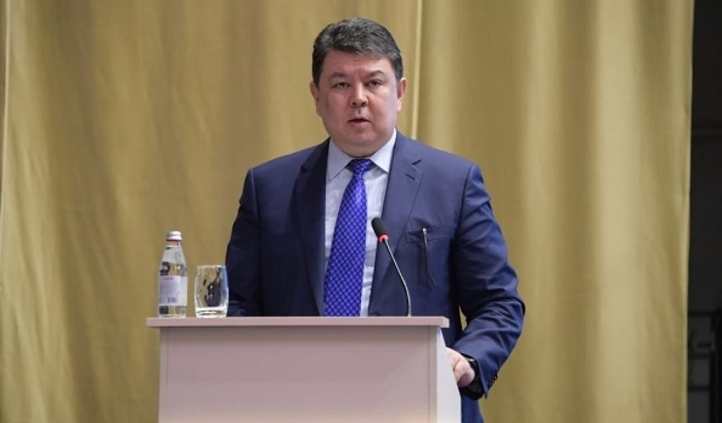 ҚАНАТ БОЗЫМБАЕВ РЕЗИДЕНЦИЯСЫН МҮГЕДЕК БАЛАЛАРҒА ӨТКІЗІП БЕРДІ