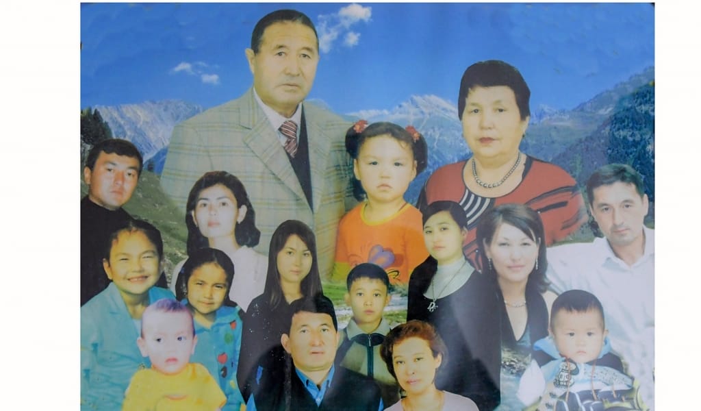 ТӘРБИЕ ТАМЫРШЫСЫ