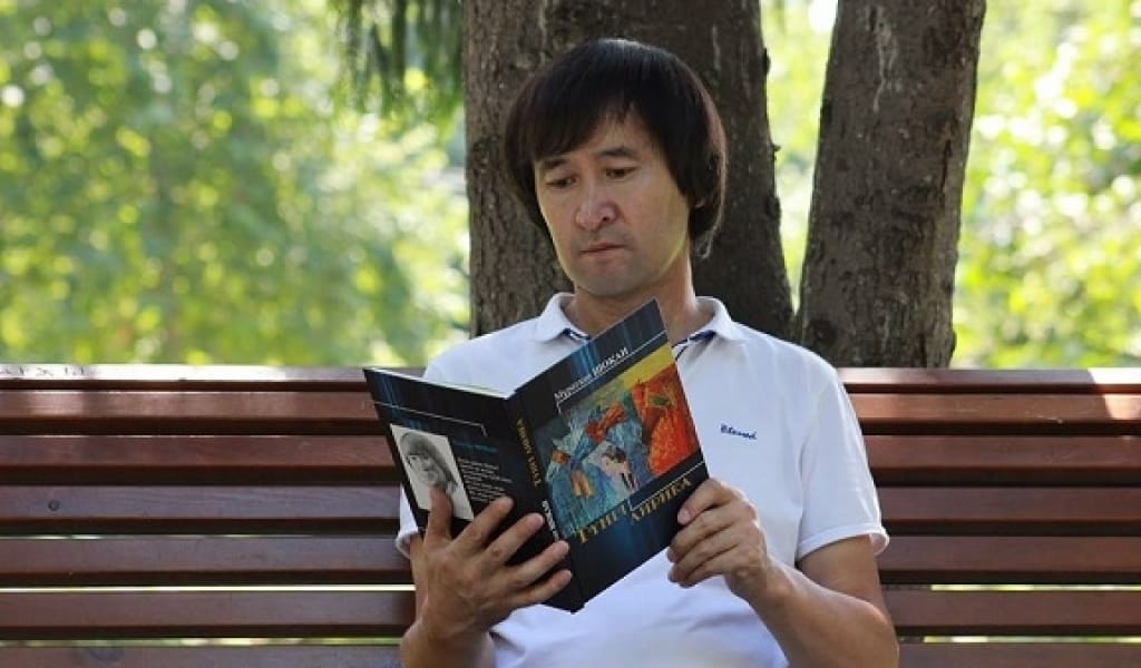 ТАЛДЫҚОРҒАНДА "ТЕРЕЗЕМНЕН АЙ ҚАРАЙДЫ" АТТЫ ӘДЕБИ КЕШ ӨТКІЗІЛДІ