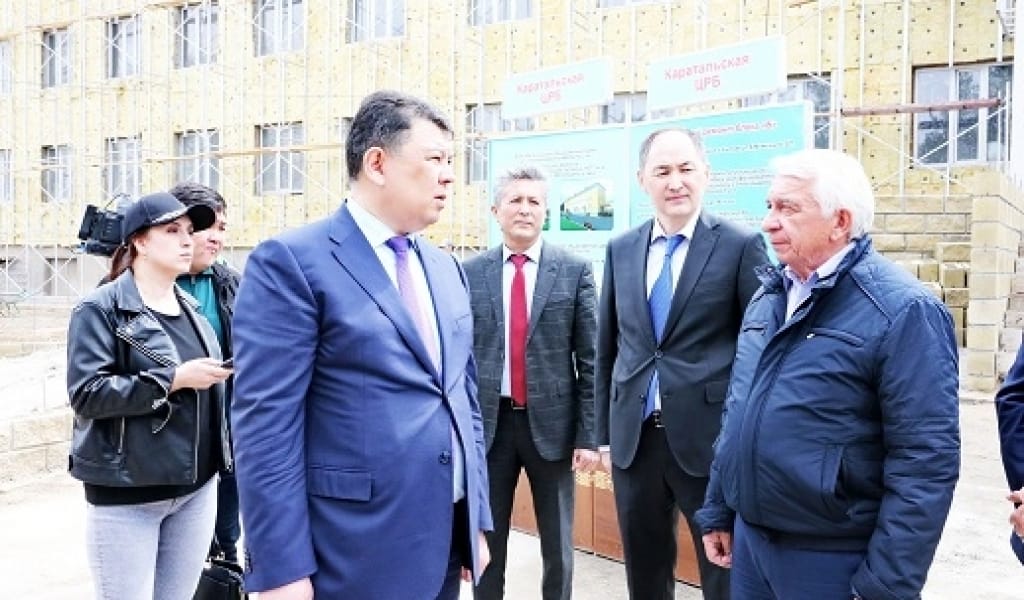 ҚАНАТ БОЗЫМБАЕВ ҚАРАТАЛ АУДАНЫНА БАРЫП, ТҰРҒЫНДАРМЕН КЕЗДЕСУ ӨТКІЗДІ