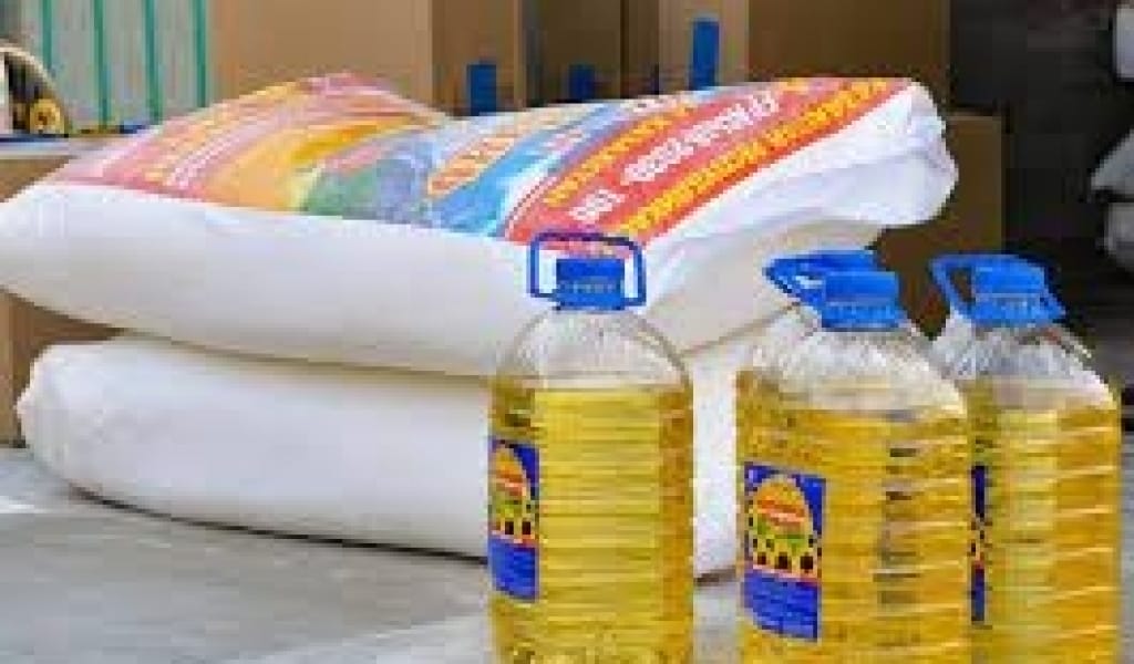 ЕЛГЕ БЕЛГІЛІ ҚОС КӘСІПКЕР МҰҚТАЖ ОТБАСЫЛАРҒА АЗЫҚ-ТҮЛІК ҮЛЕСТІРДІ