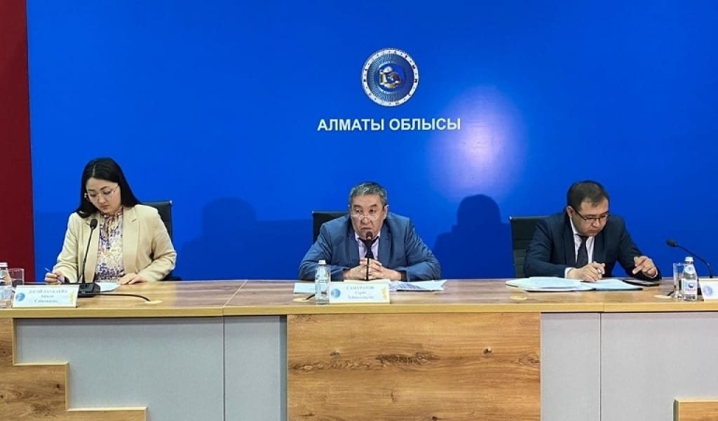 АЛМАТЫ ОБЛЫСЫНДА БИЫЛ 454 ШАҚЫРЫМ ЖОЛ ЖӨНДЕЛЕДІ. ҚАРЖЫ БӨЛІНІП ҚОЙДЫ