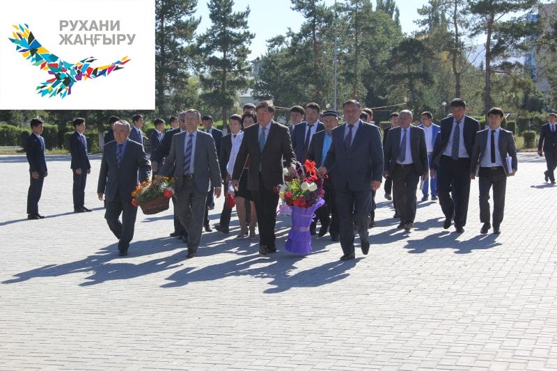 Даласында түрме, есігінде құлып болмаған