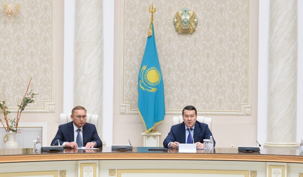 ЖЕТІСУ ОБЛЫСЫНЫҢ ӘКІМІНЕ МІНДЕТТЕР ЖҮКТЕДІ