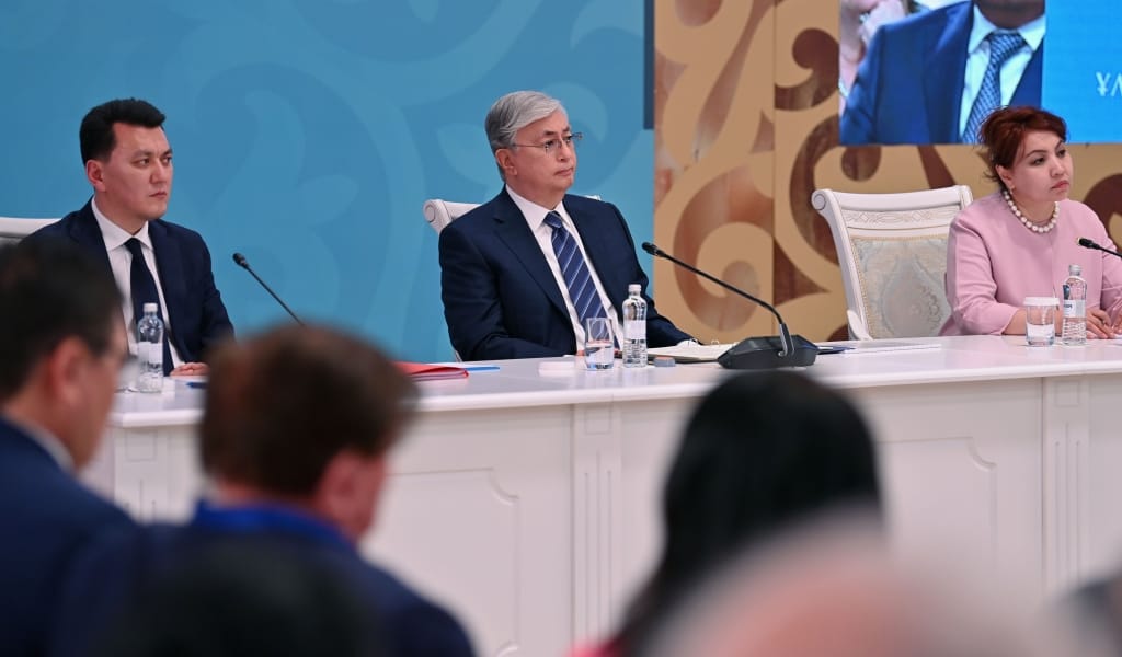 ҰЛТТЫҚ ҚҰРЫЛТАЙ. КҮНТІЗБЕДЕГІ АТАУЛЫ КҮНДЕР