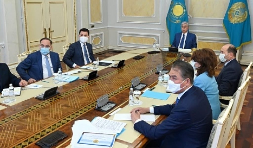 ПРЕЗИДЕНТ ҮШ МИНИСТРГЕ СӨГІС ЖАРИЯЛАДЫ. ҮКІМЕТТІҢ КЕҢЕЙТІЛГЕН ОТЫРЫСЫ