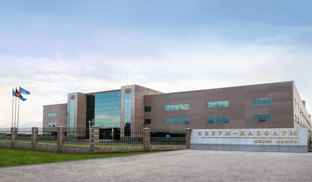 ҚАРАСАЙ АУДАНЫНДА МЕДИЦИНАЛЫҚ ПРЕПАРАТТЫҢ 150 ТҮРІ ШЫҒАРЫЛАДЫ