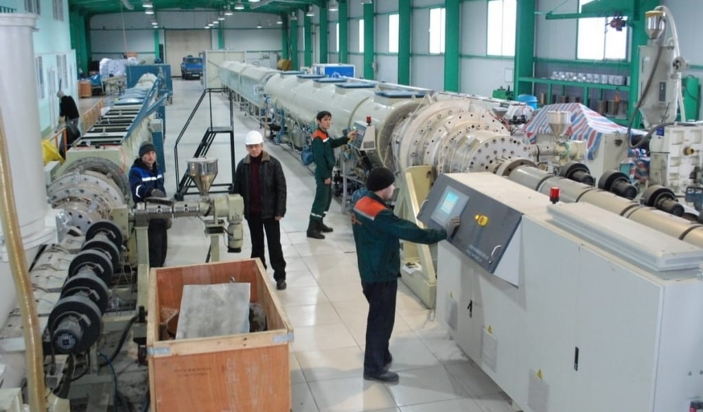 ІЛЕ АУДАНЫНДА СУ МЕН ГАЗҒА ҚАЖЕТТІ ЕҢ ҮЛКЕН ҚҰБЫРЛАР ӨНДІРІЛЕДІ