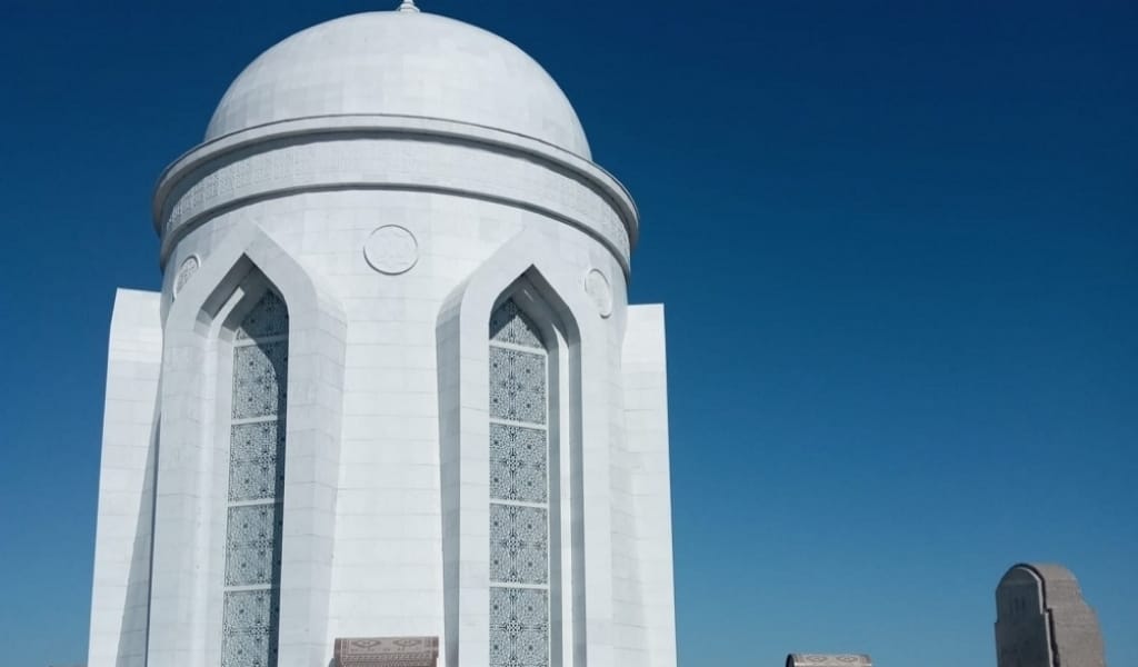 Жасөспіріммен жыныстық қатынас Мурманскідегі элиталық секс