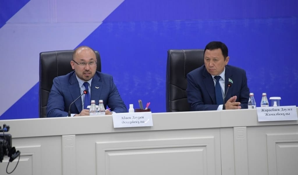 ҚОНАЕВ ҚАЛАСЫНА МӘДЕНИЕТ ЖӘНЕ СПОРТ МИНИСТРІ КЕЛДІ. ХАЛЫҚПЕН КЕЗДЕСУ