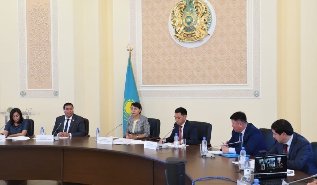 ЖЕТІСУ ОБЛЫСЫНЫҢ БЮДЖЕТІНЕ ӨЗГЕРІСТЕР ЕНГІЗІЛДІ - МӘСЛИХАТ ЖИЫНЫ