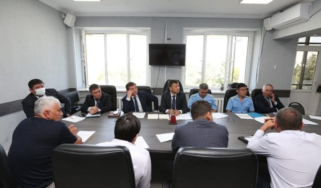 СУ ЖОҚ, ТОҒАНДАР ТАЗАЛАНБАҒАН. БАЛЫҚ ӨСІРУДЕ ҚОРДАЛАНҒАН МӘСЕЛЕ КӨП