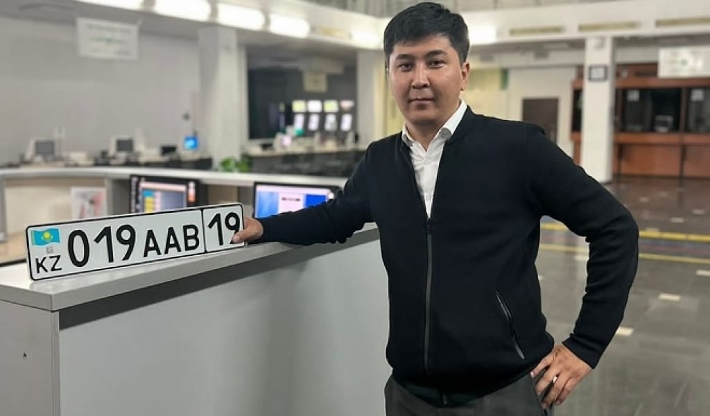 ЖЕТІСУ ОБЛЫСЫНДАҒЫ АВТОКӨЛІКТЕРГЕ ЖАҢА НӨМІР БЕРІЛІП ЖАТЫР