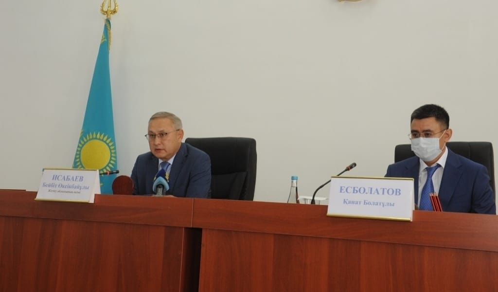 ҚАНАТ ЕСБОЛАТОВ КЕРБҰЛАҚ АУДАНЫНЫҢ ӘКІМІ БОЛЫП ТАҒАЙЫНДАЛДЫ