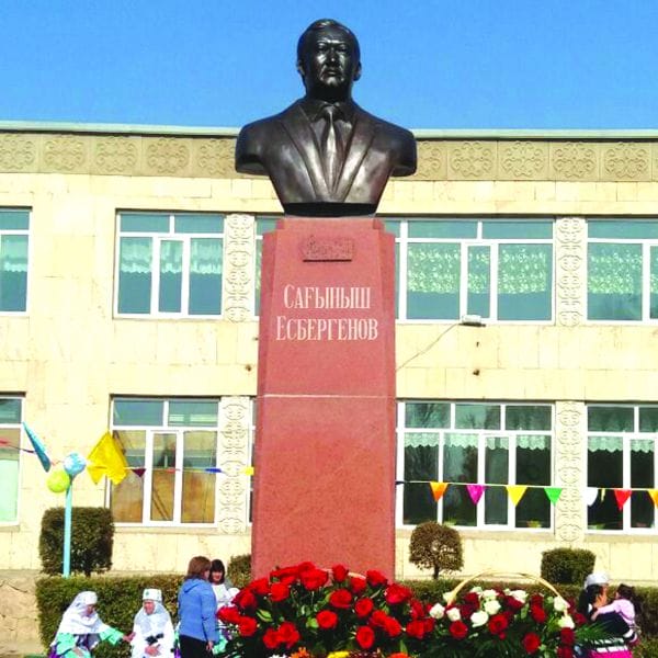 Есбергеновке ескерткіш орнатылды