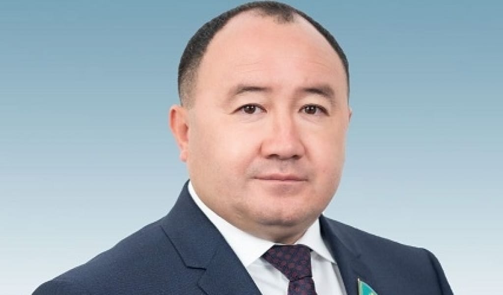 ЕЛГЕ ҚЫЗМЕТ ЕТ! МҰҚТАЖҒА ДЕМЕУ БОЛ! ҰРПАҚҚА БІЛІМ БЕР! ТӨЛЕМІСОВ ӘЛЕМІ