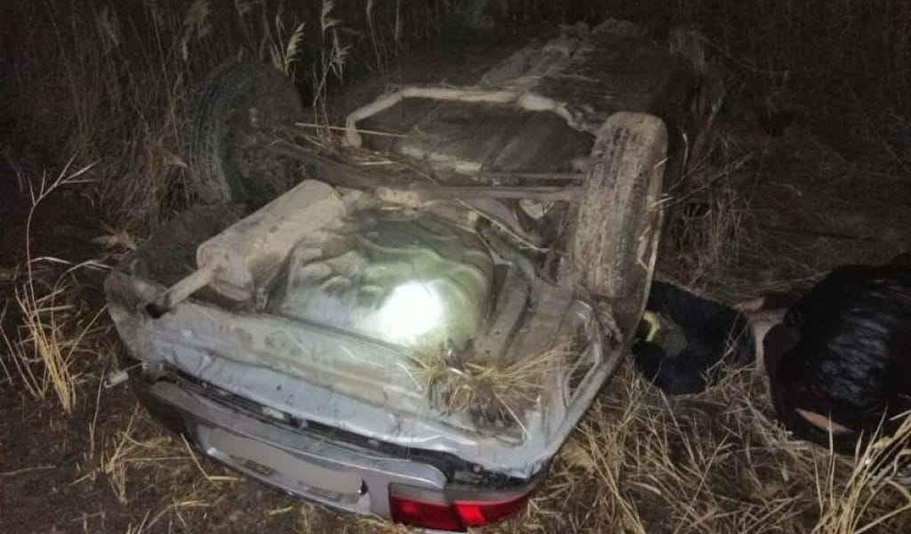 ҮШТӨБЕ МАҢЫНДА ЖЕҢІЛ КӨЛІК АУДАРЫЛЫП, БІР АДАМ ҚАЗА ТАПТЫ - ПОЛИЦИЯ