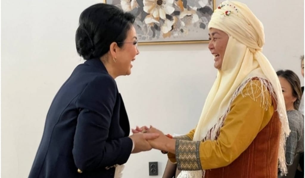 САЛТАНАТ ТҰРСЫНБЕКОВА АНА МЕН БАЛА ӨЛІМІНЕ АЛАҢДАУШЫЛЫҚ БІЛДІРДІ