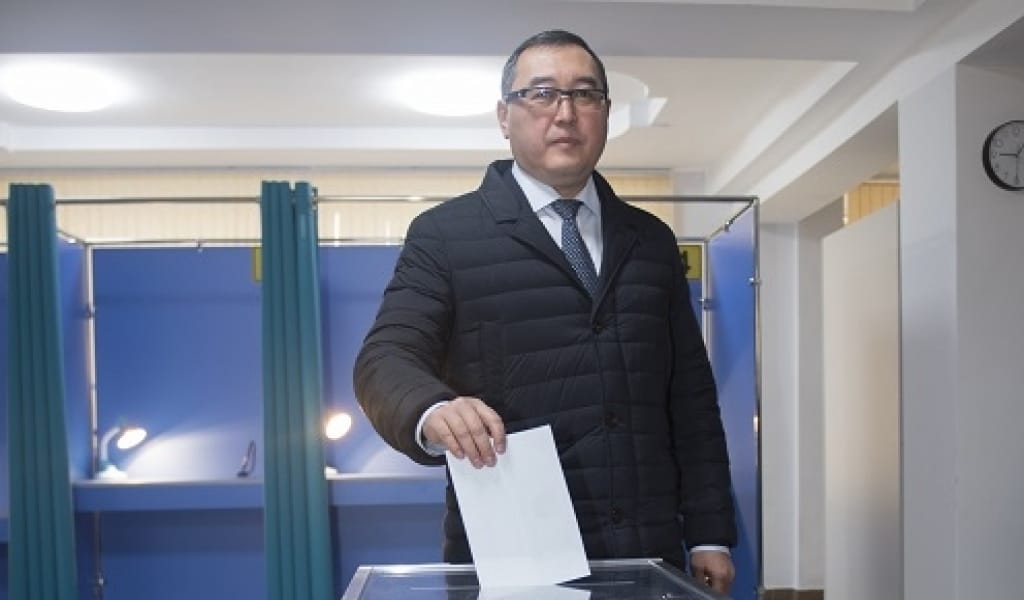 АЛМАТЫ ОБЛЫСЫНЫҢ ӘКІМІ ӨЗ ТАҢДАУЫН ЖАСАДЫ - ПРЕЗИДЕНТ САЙЛАУЫ