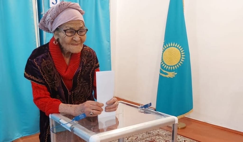 93 ЖАСТАҒЫ КЕЙУАНА ДАУЫС БЕРДІ