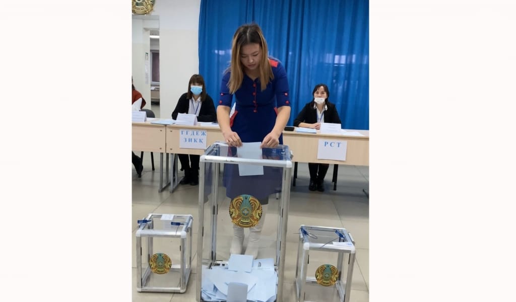 "ПРЕЗИДЕНТ САЙЛАУЫ": АЛҒАШ РЕТ ДАУЫС БЕРДІ