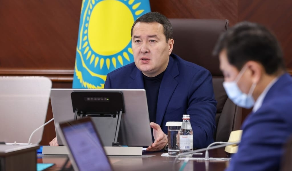 ҮКІМЕТ ОТЫРЫСЫ: МИНИСТРЛІКТЕР МЕН ӘКІМДІКТЕРДІҢ ДЕРБЕСТІГІН АРТТЫРУ, ЭКОНОМИКАНЫҢ ӨСУІ, ИНФЛЯЦИЯНЫҢ ТӨМЕНДЕУІ