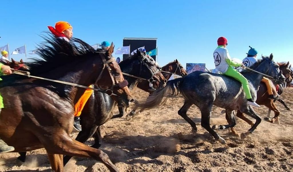 6 ЖАСАР ХАМЗА МАРЛАНҰЛЫ "ҮЗДІК ШАБАНДОЗ", ӘКЕСІ МАРЛАН БЕКТЕНОВ "ҮЗДІК БАПКЕР" АТАНДЫ