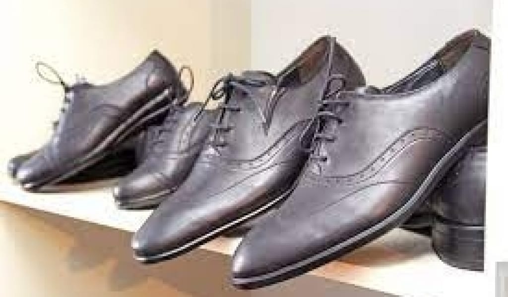 САМҒАУ НӘСІПХАН: "АРЗАН АЯҚ КИІМНІҢ ЗИЯНЫ ҚЫМБАТҚА ТҮСЕДІ"