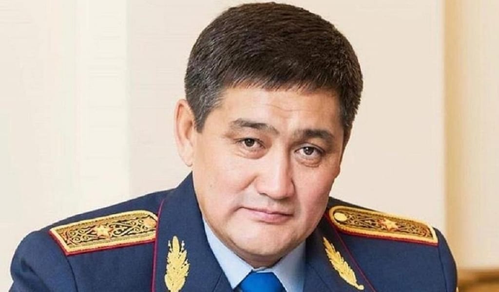 СЕРІК КҮДЕБАЕВ АУРУХАНАҒА ТҮСІП, СОТ КЕЙІНГЕ ШЕГЕРІЛДІ