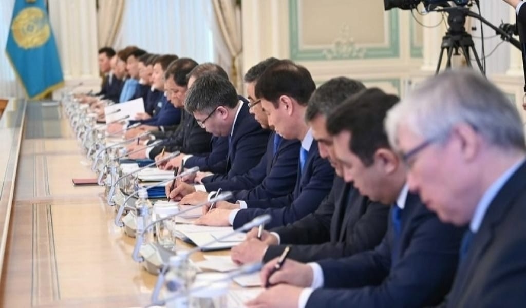 МЕМЛЕКЕТ БАСШЫСЫ: ЖАҢА ҚҰНДЫЛЫҚТАРДЫ ОРНЫҚТЫРУЫ ҚАЖЕТ