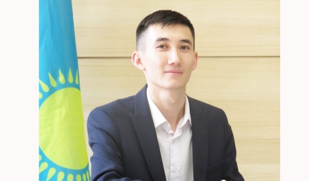ӘР КОЛЛЕДЖ ӨЗ БАҒЫТЫ БОЙЫНША БІЛІМ БЕРСІН