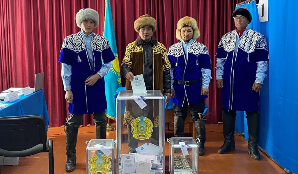 САЯТШЫЛАР ДА САЙЛАУДА БЕЙЖАЙ ҚАЛҒАН ЖОҚ