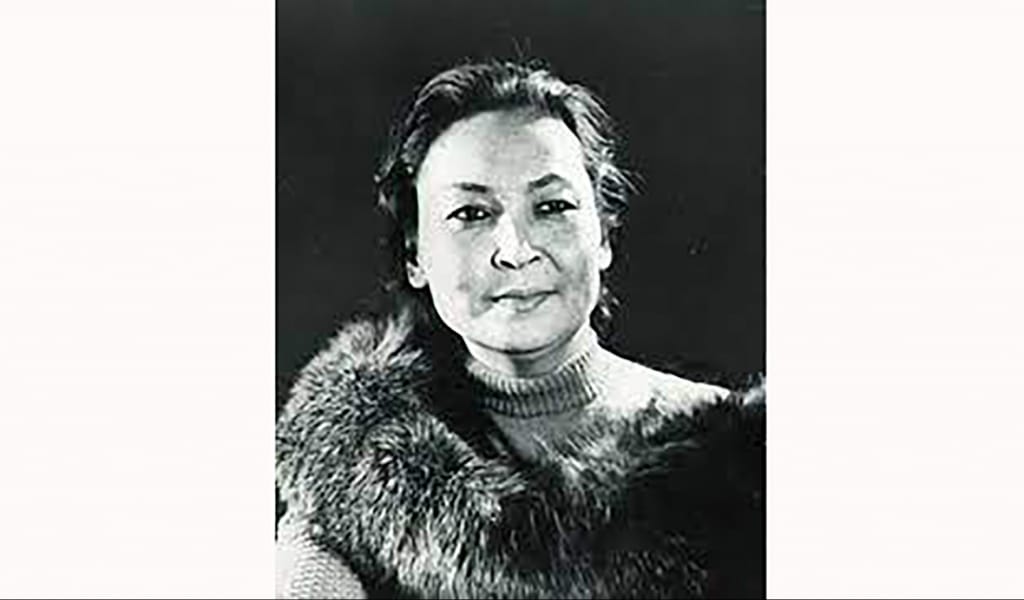 БИІКТЕН ТҮСПЕГЕН БИАПА