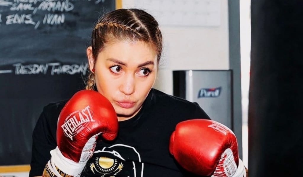 "қазақстандық бокста көп көз жасы мен түңілу ғана ": кәсіби боксшы қыз АҚШ-қа кетуінің себебін түсіндірді