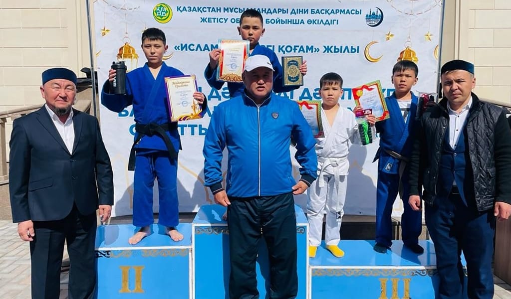 ТАТАМИДЕ БЕЛДЕСТІ