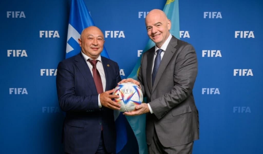 "Қазақстан футбол елі": ФИФА президенті инвестиция салатынын айтты