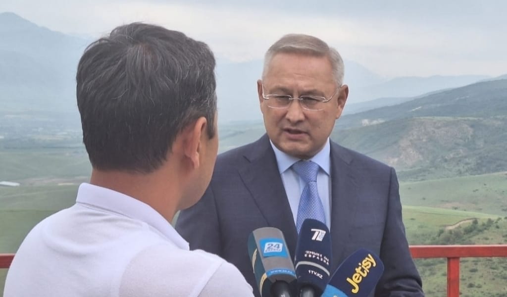 "Бұл менің жұмысымның нәтижесі": Исабаев өзін жұмысы көрінбейтін әкім дегендерге жауап берді