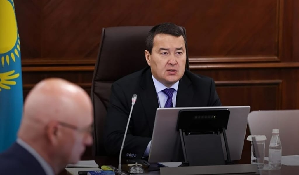 "Өртті сөндіру үшін көп адам жіберу керек еді": Смайылов тапсырма берді