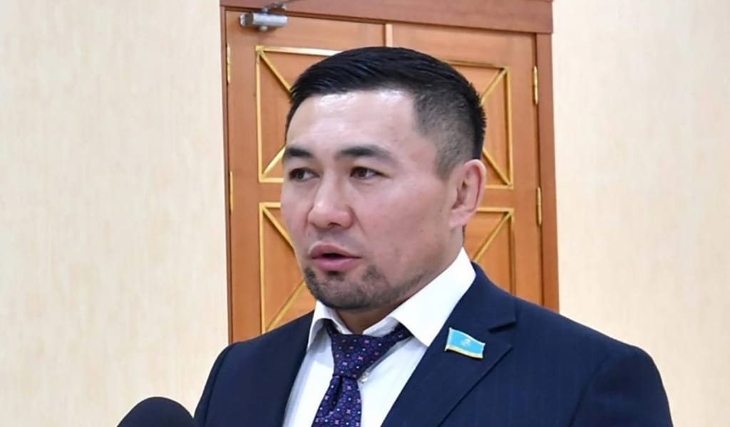 &laquo;Тегін медицина, тұрғын үй беру, шипажайға жолдама&raquo;: Депутат малшыларға жағдай жасауды ұсынды