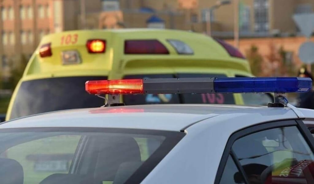 "Жансақтау бөлімінде жатыр": Мұғалімдер жол апатына түсті