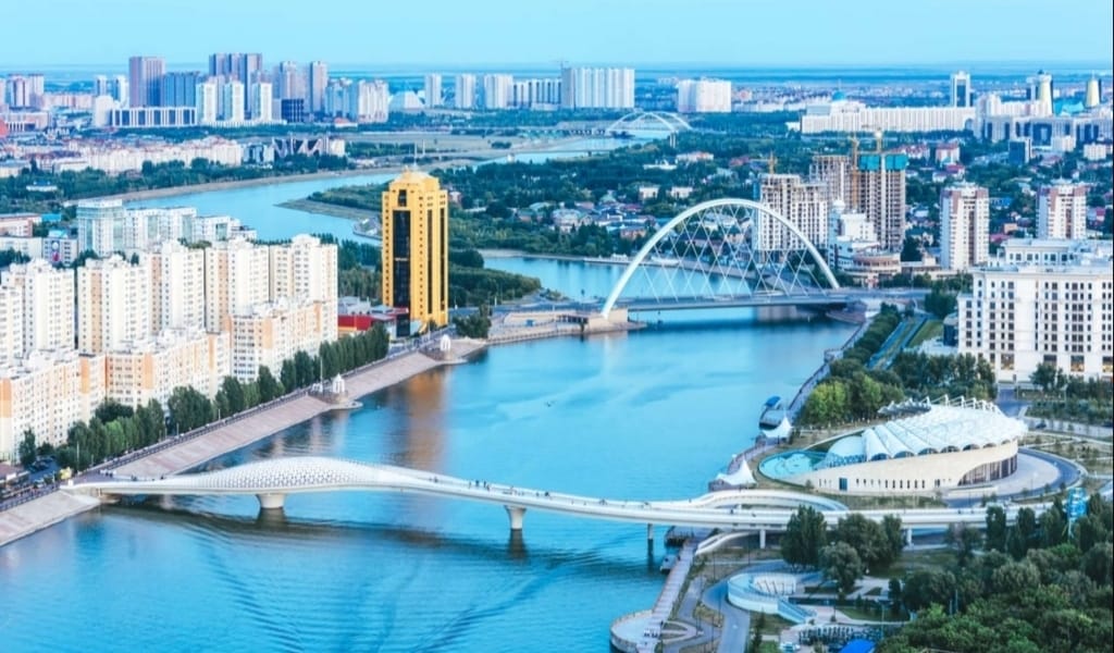 Астананы гүлмен көмкеру ісі қызу қолға алынуда